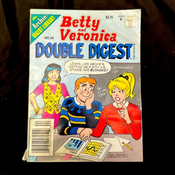 Other - Vintage Betty and Veronica Archie comic No.44